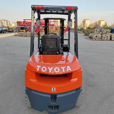 Camioneta elevadora FD30 Toyota de 3 toneladas Camioneta elevadora diésel japonesa original Largo de la horquilla 1.2M Peso 3kg