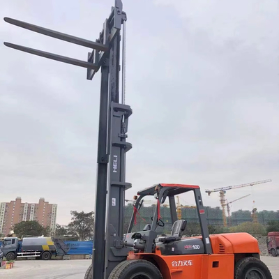 Las tiendas de materiales de construcción utilizan carretillas elevadoras Helifd100 con dimensiones globales de 2,6*1,2*2.8