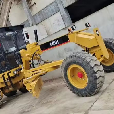 Grader usado CAT 140H 17000 KG en buenas condiciones de Japón Tractor original