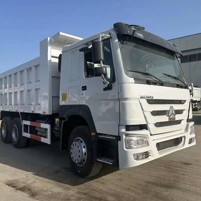 Camión sinóptico usado de tamaño mediano Howo Tipper Dumper Tipping Truck 21-30T Capacidad