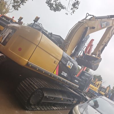 Excavadora 320D en buen estado con 2890 horas de trabajo