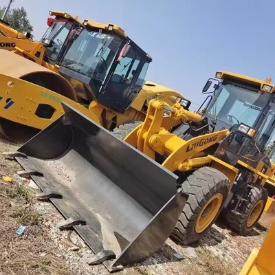 Equipo de construcción utilizado Liugong 835 cargador con los requisitos del cliente