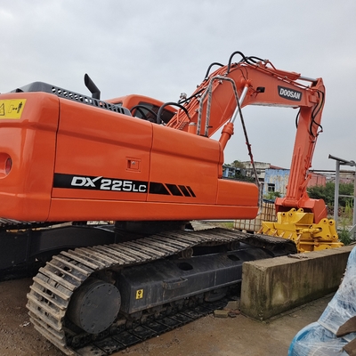 Doosan DX225 DH225 Excavadora 2800 Horas de trabajo 0,7 Capacidad de cubo Rastreador hidráulico