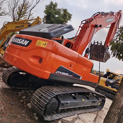 Excavadora usada Doosan DX60 DX60-9 con capacidad de cubo de 0,7m3 y 2800 horas de trabajo