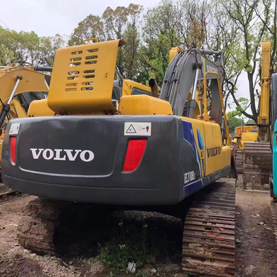 Excavadora Volvo EC210BLC en Suecia con 1200 horas de trabajo y zapatos de pista de Volvo