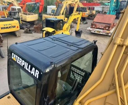 Excavadora japonesa CAT 330D en buen estado y diseño original Peso de operación 36 toneladas