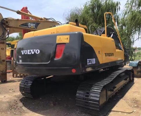 Excavadora Volvo EC210BLC con alcance máximo de excavación de 4800 mm y ancho de cubo de 2100 mm