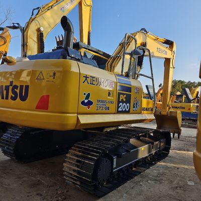 Excavadora usada Komatsu PC200-8 con motor SAA6D107E-1 más vendida en Shanghai