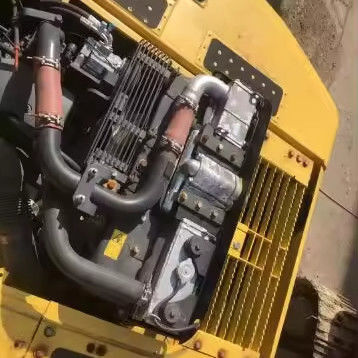 2023 Excavadora Komatsu japonesa de segunda mano PC220-8 Excavadora de rastreo hidráulico de 110kw PC220-8