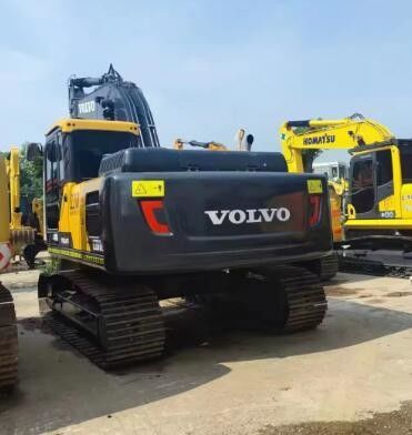 cilindro hidráulico original usado excavadora Volvo EC210D para sus necesidades de construcción
