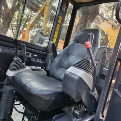 Excavadora de retroexcavadora de cilindro hidráulico original Komatsu PC56 y garantizada