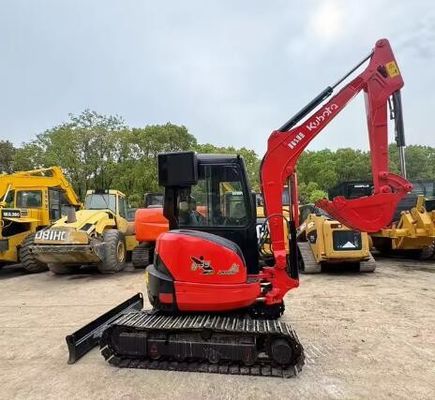 Excavadora Kubota U35 de segunda mano con buen estado y cilindro hidráulico original